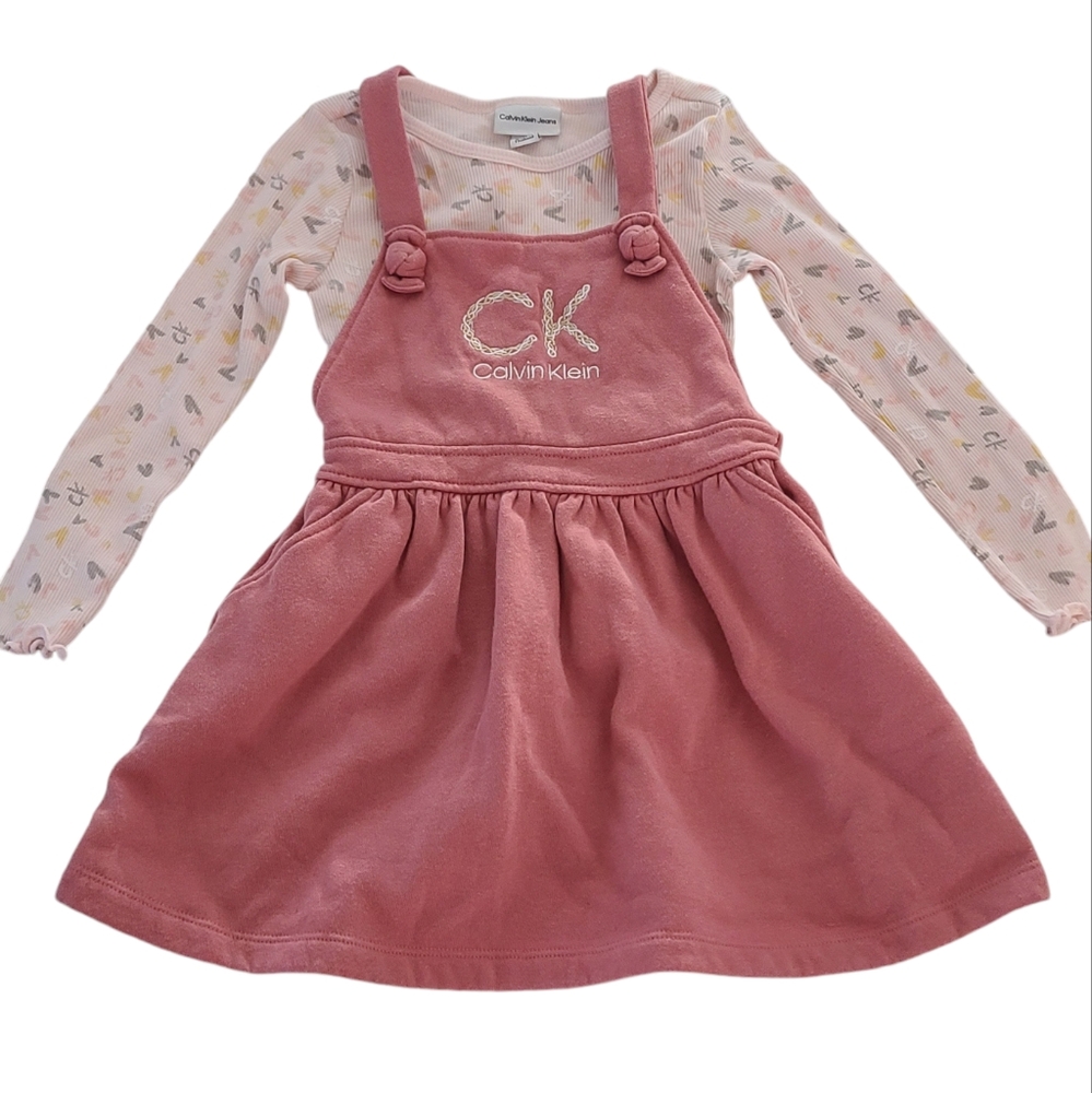 Calvin Klein Toddler Girl T-Shirt and Fleece Jumper set Size 3T